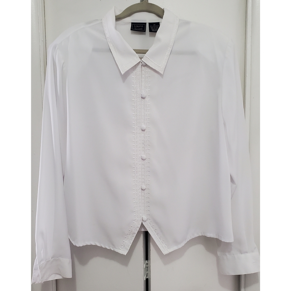 Vintage Embroidered Long Sleeve White Blouse with Shoulder pads